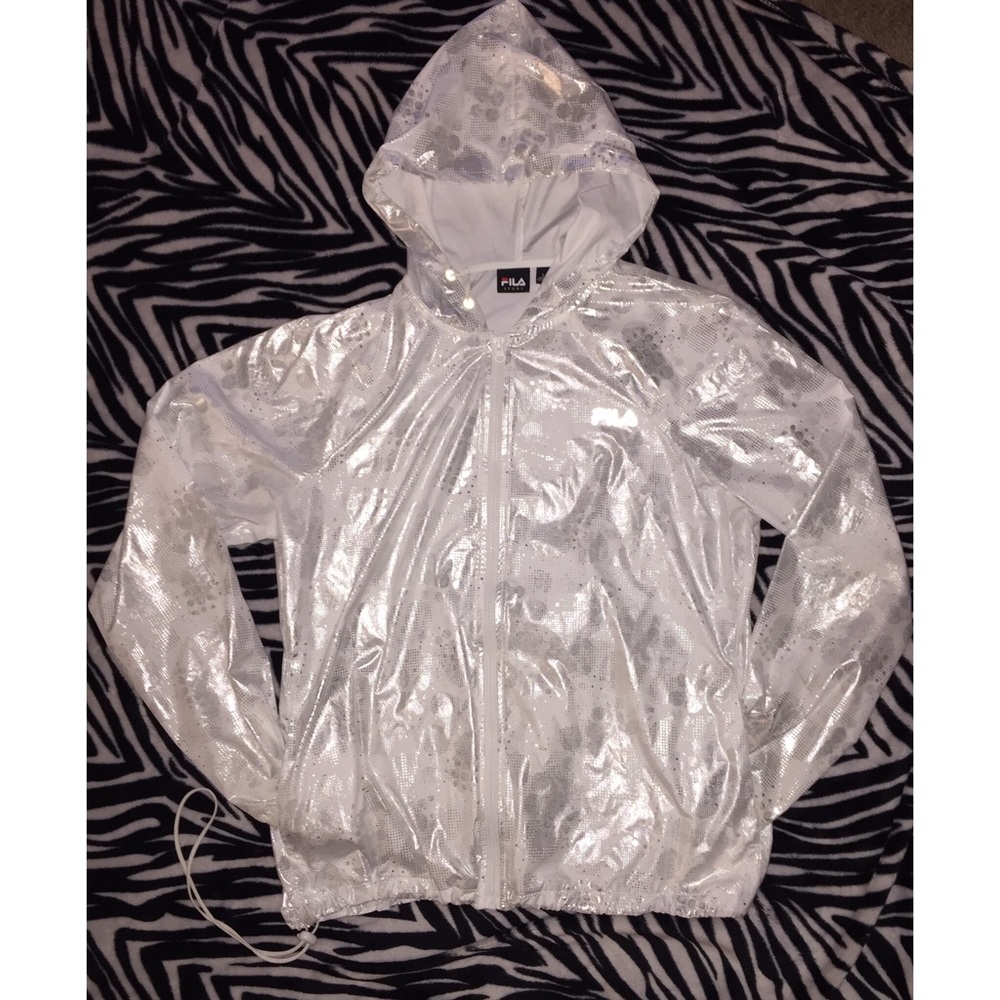 🌺EUC Fila Sport Windbreaker w/Silver Pattern